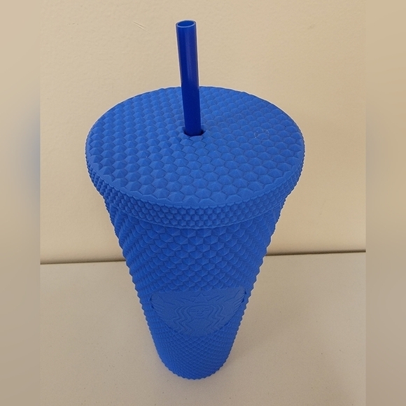 NWT Starbucks 2022 Studded Venti Tumbler, LATAM Version - Picture 3 of 4